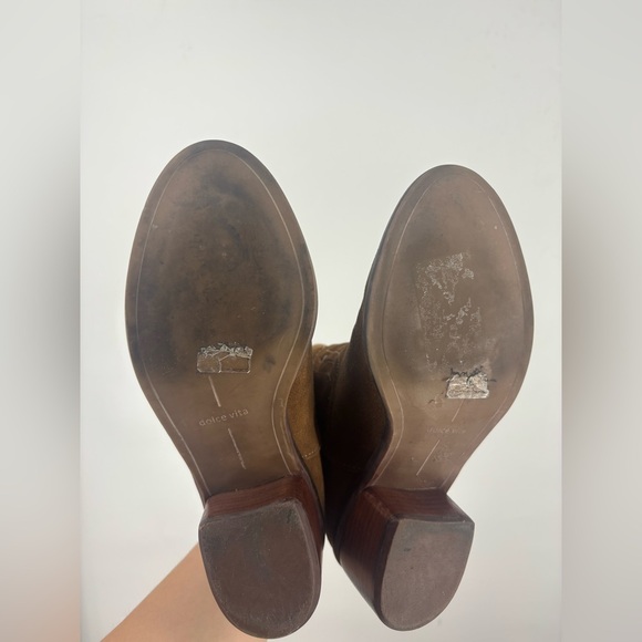 Dolce Vita Women’s Gideon Suede Booties Caramel Nubuck Brown 7 - Picture 5 of 5